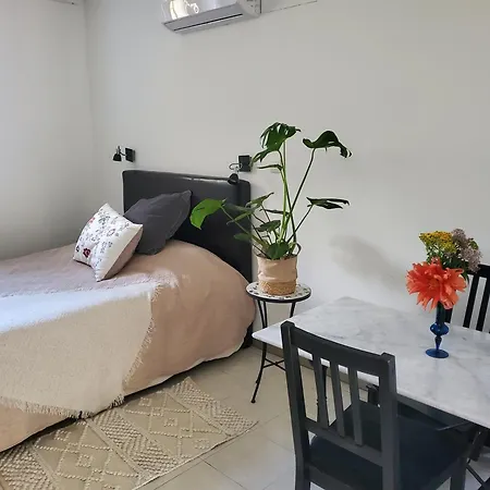 Apartmán Charmant Studio Au Calme Montredon-Labessonnié